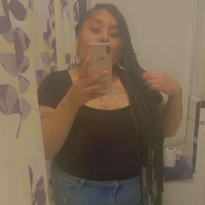 Meet your Posher, Naya